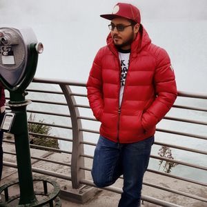 Meet your Posher, Cesar ivan